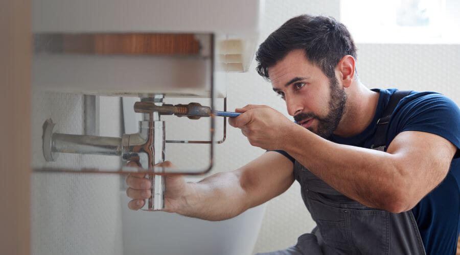Local tankless water heater installation in Wyatt, MO